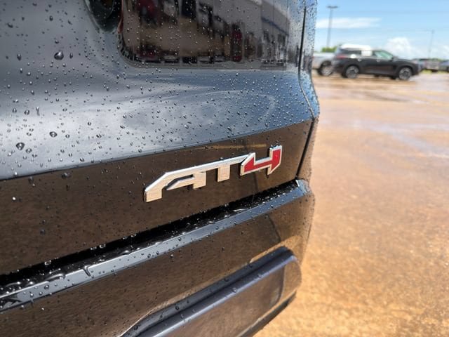New 2026 GMC Terrain AT4 w/ Technology Package II AWD/4WD image 14