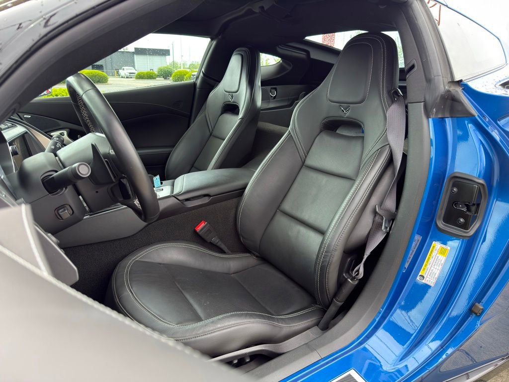 Used 2015 Chevrolet Corvette Stingray Coupe w/ 2LT Preferred Equipment Group RWD image 18