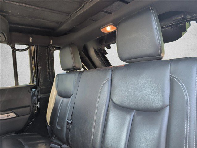 Used 2015 Jeep Wrangler Unlimited Rubicon AWD/4WD image 19