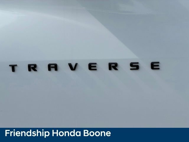 Used 2023 Chevrolet Traverse Premier FWD image 11