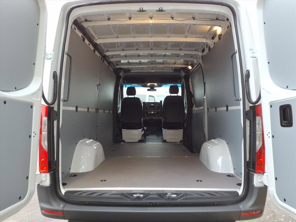 New 2026 Mercedes-Benz Sprinter 144 Cargo image 24