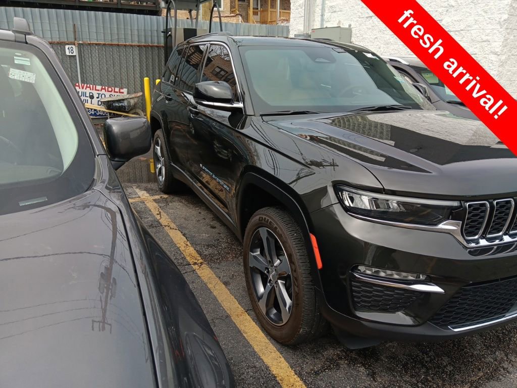 Used 2024 Jeep Grand Cherokee Limited 4xe w/ Trailer Tow Package image 2