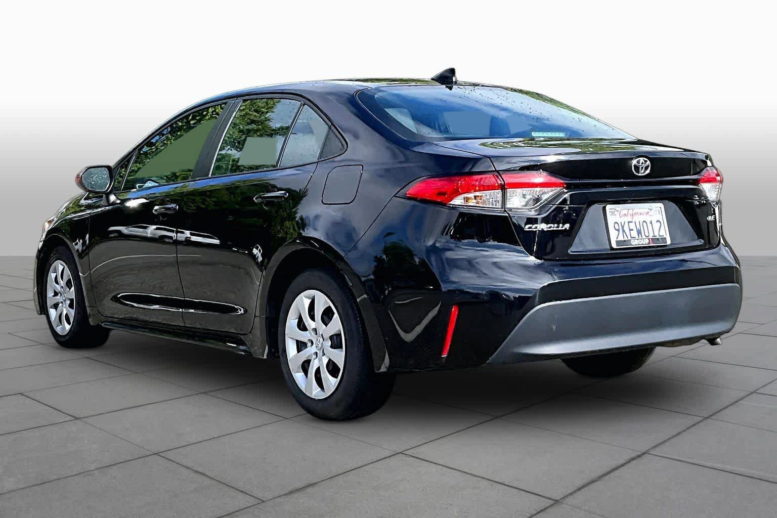Certified 2024 Toyota Corolla LE FWD image 11