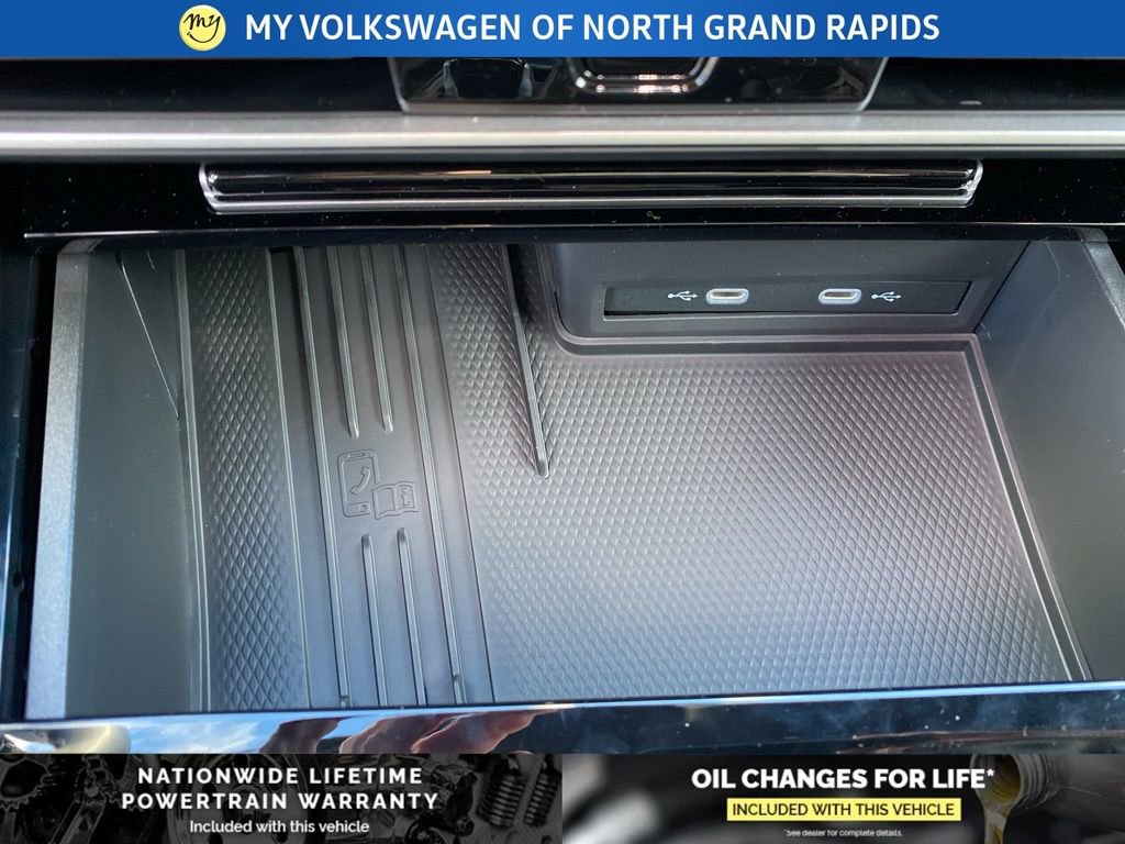 New 2026 Volkswagen Atlas Cross Sport SE image 12