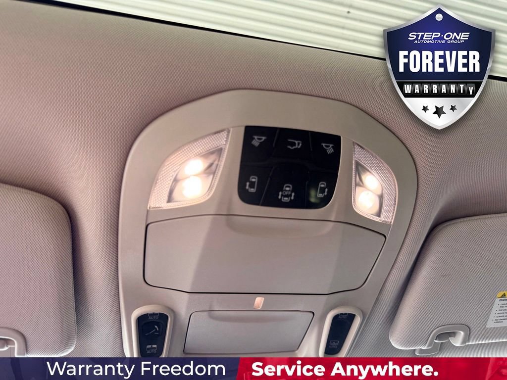 Used 2021 Chrysler Pacifica Limited AWD/4WD image 26