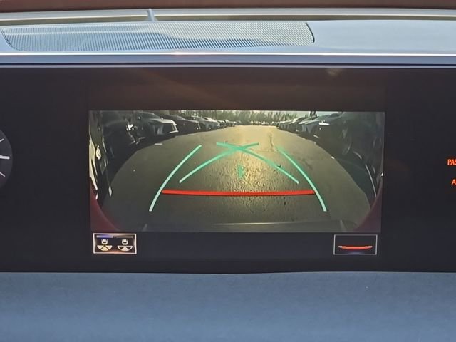 Used 2020 Lexus UX 250h w/ Premium Package image 22