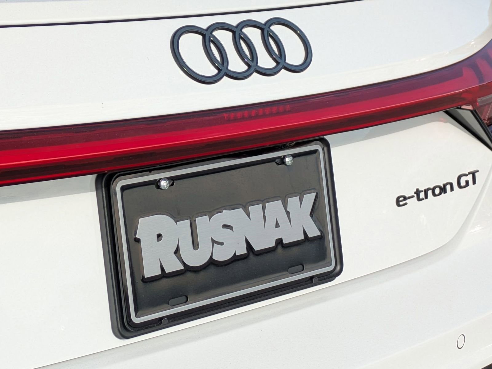 New 2026 Audi RS e-tron GT performance image 15