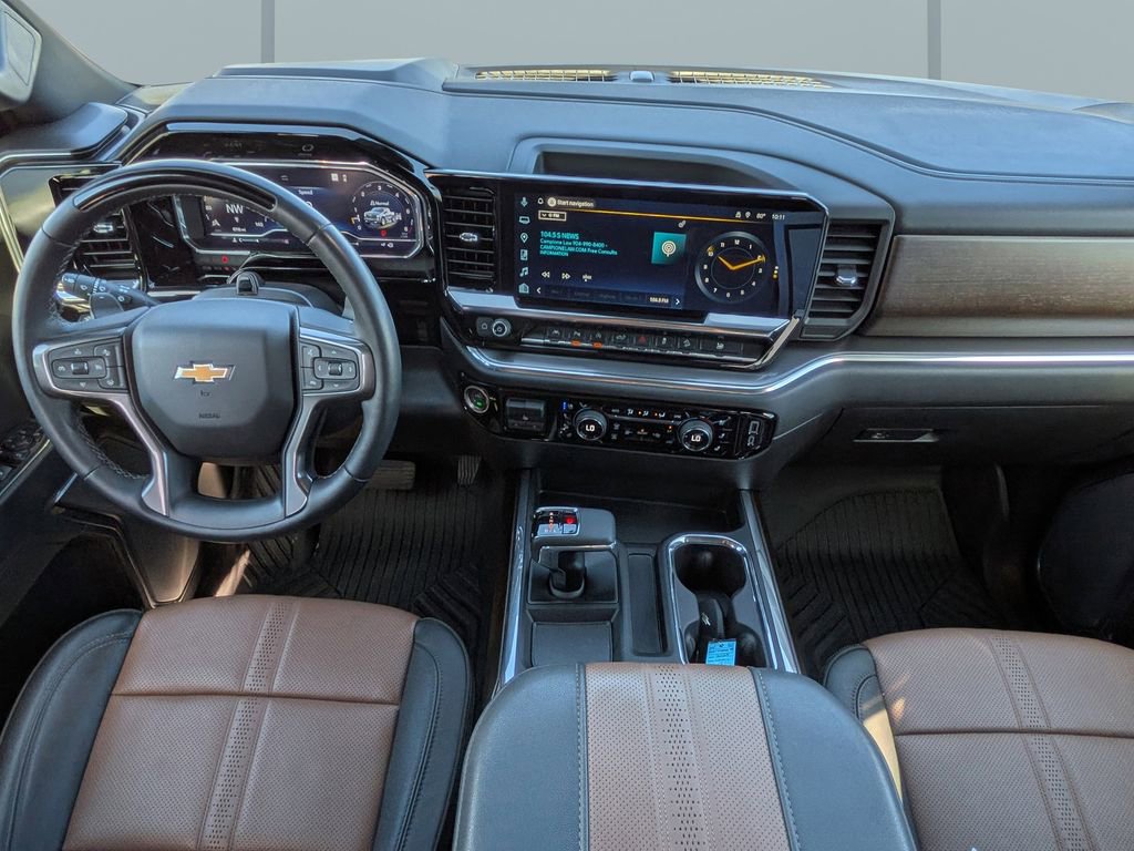 Used 2025 Chevrolet Silverado 1500 High Country w/ Technology Package image 16
