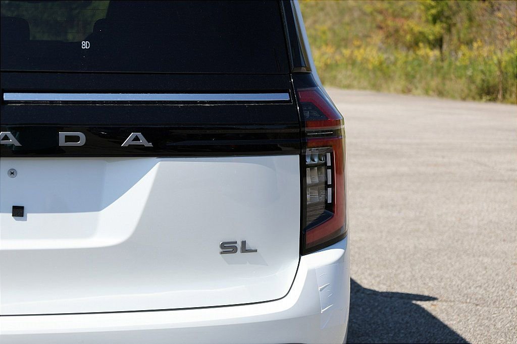 New 2026 Nissan Armada SL w/ Captain's Chari Seat Package image 6