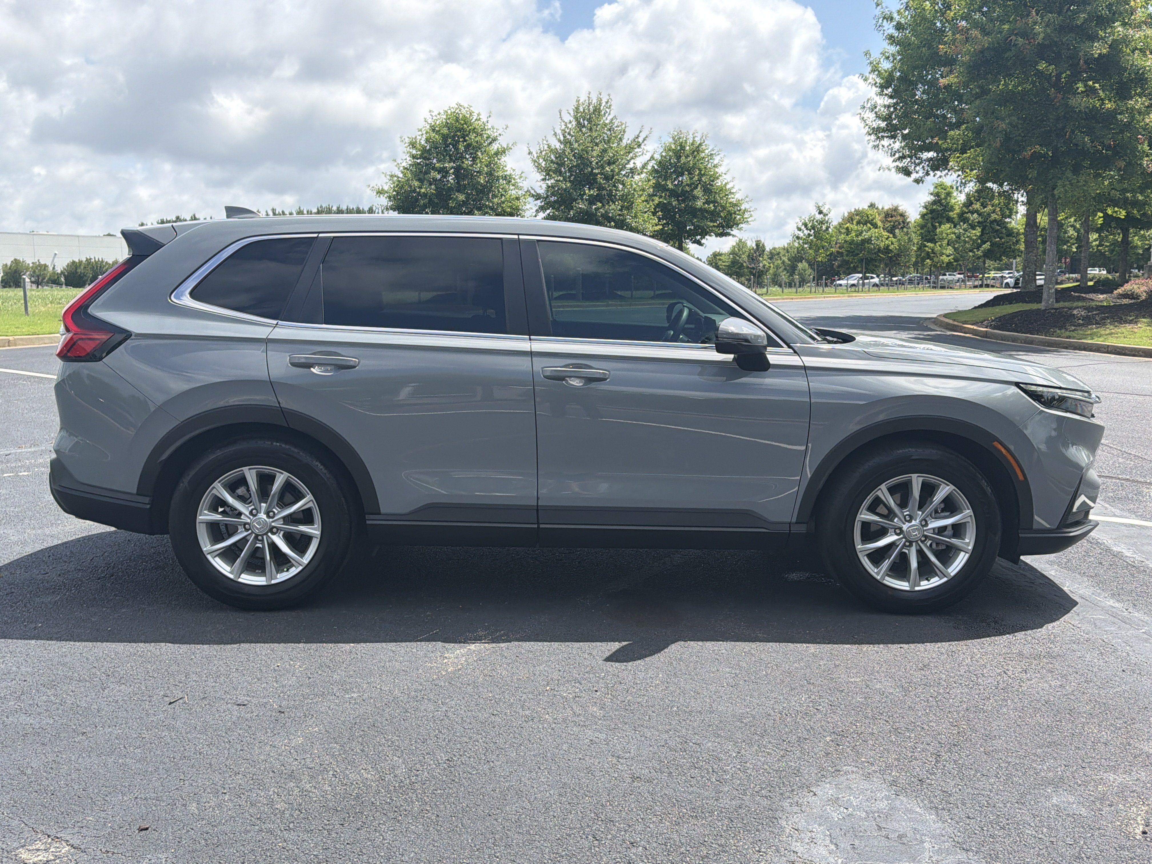 Certified 2025 Honda CR-V EX image 11