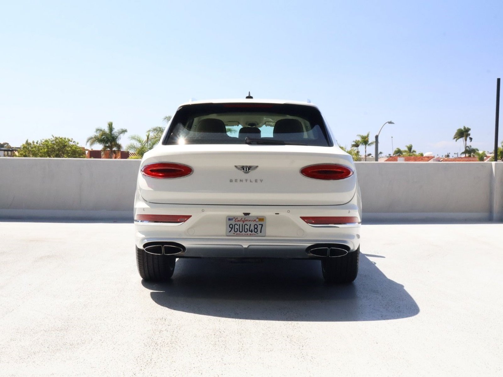 Certified 2023 Bentley Bentayga Extended Wheelbase AWD/4WD image 11
