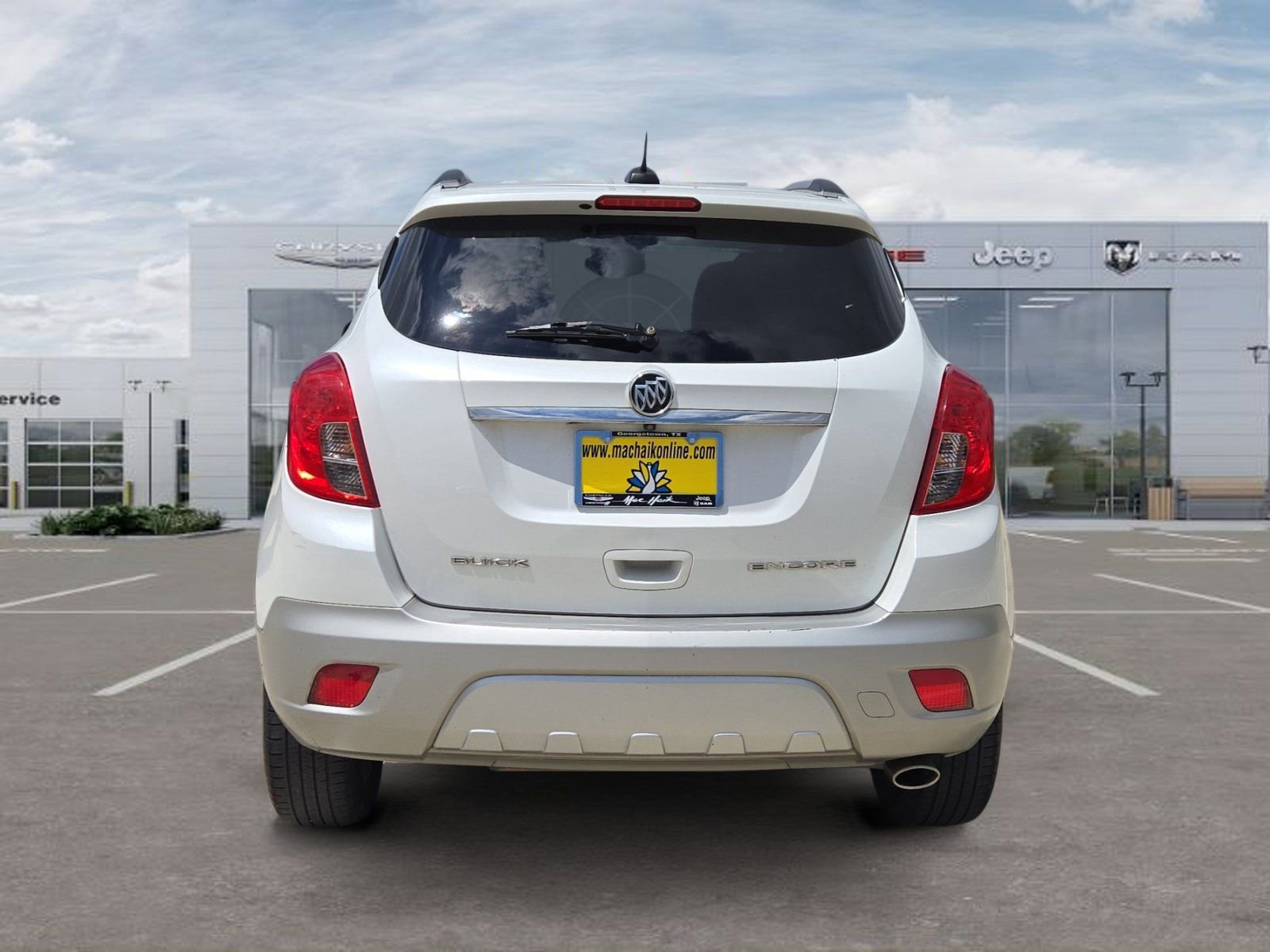Used 2016 Buick Encore Convenience FWD image 4