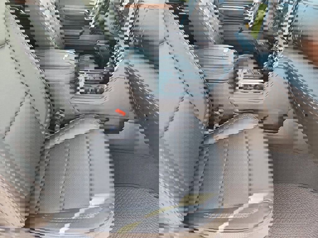 Used 2025 GMC Sierra 2500 Denali w/ Denali Reserve Package image 15