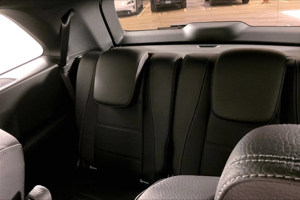 New 2026 Mercedes-Benz GLS 450 4MATIC image 11