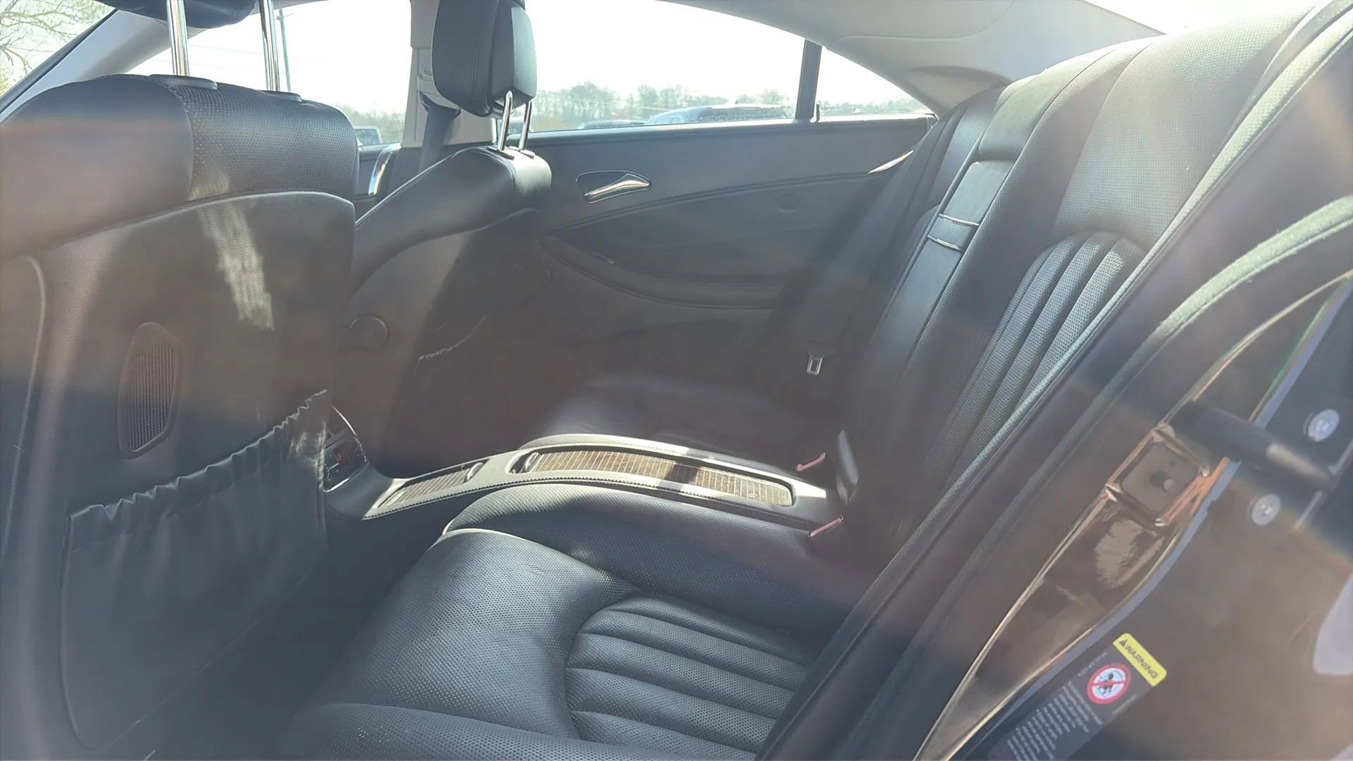 Used 2010 Mercedes-Benz CLS 550 image 33