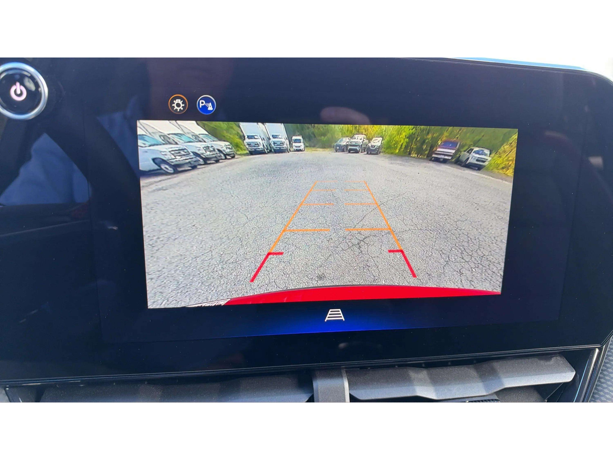Used 2025 Chevrolet Equinox RS AWD/4WD image 17