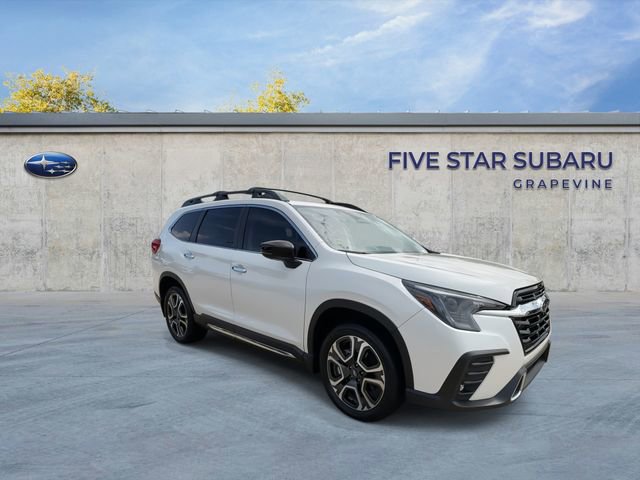 Used 2025 Subaru Ascent Touring AWD/4WD image 2
