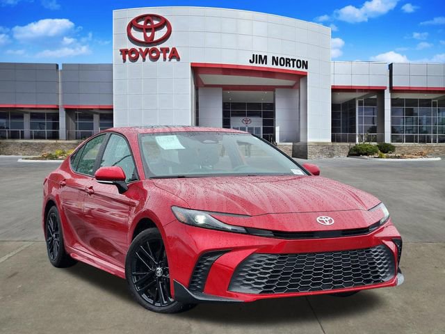 Used 2025 Toyota Camry SE w/ Multimedia Upgrade Package AWD/4WD image 1