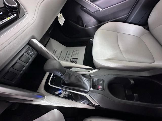 Used 2023 Toyota Corolla Cross L image 26