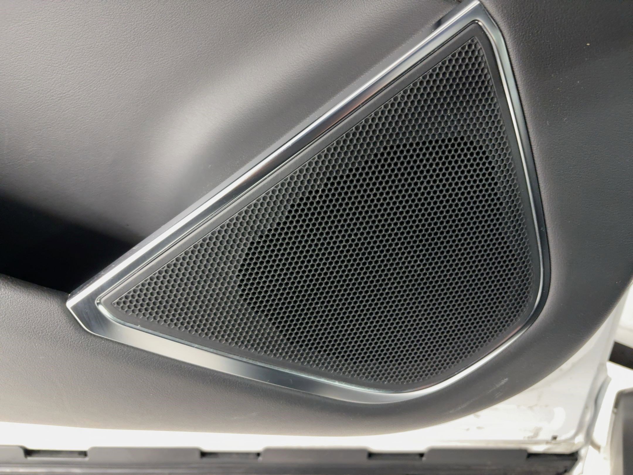 Used 2024 Jaguar F-PACE R-Dynamic S image 22