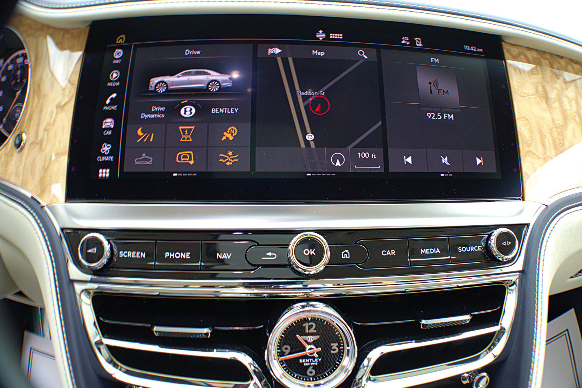 Certified 2022 Bentley Flying Spur Plug-In Hybrid AWD/4WD image 33