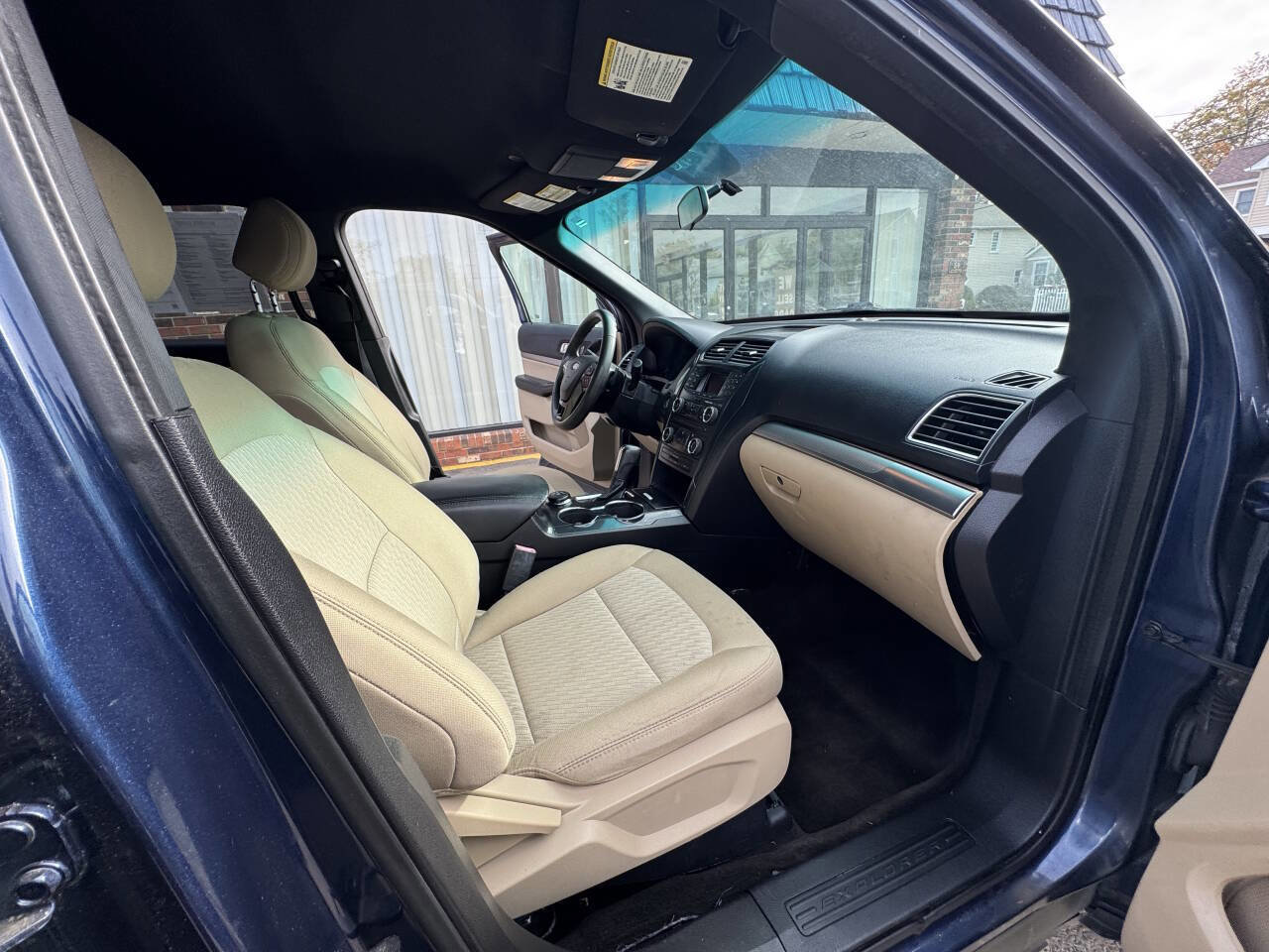 Used 2016 Ford Explorer Base AWD 4dr SUV image 36