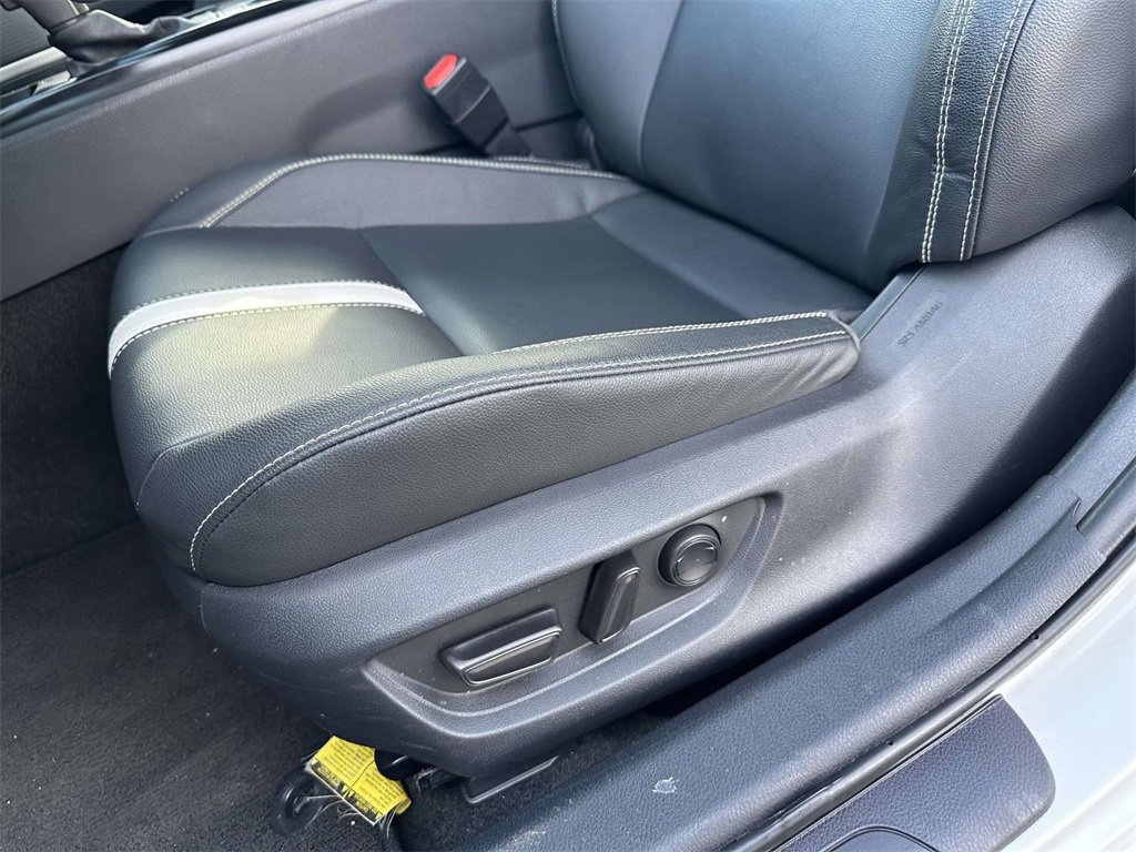 Certified 2025 Toyota Camry SE image 19