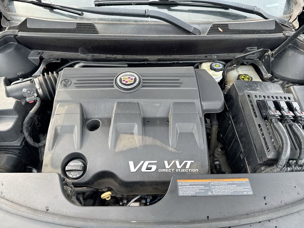 Used 2014 Cadillac SRX Luxury image 24