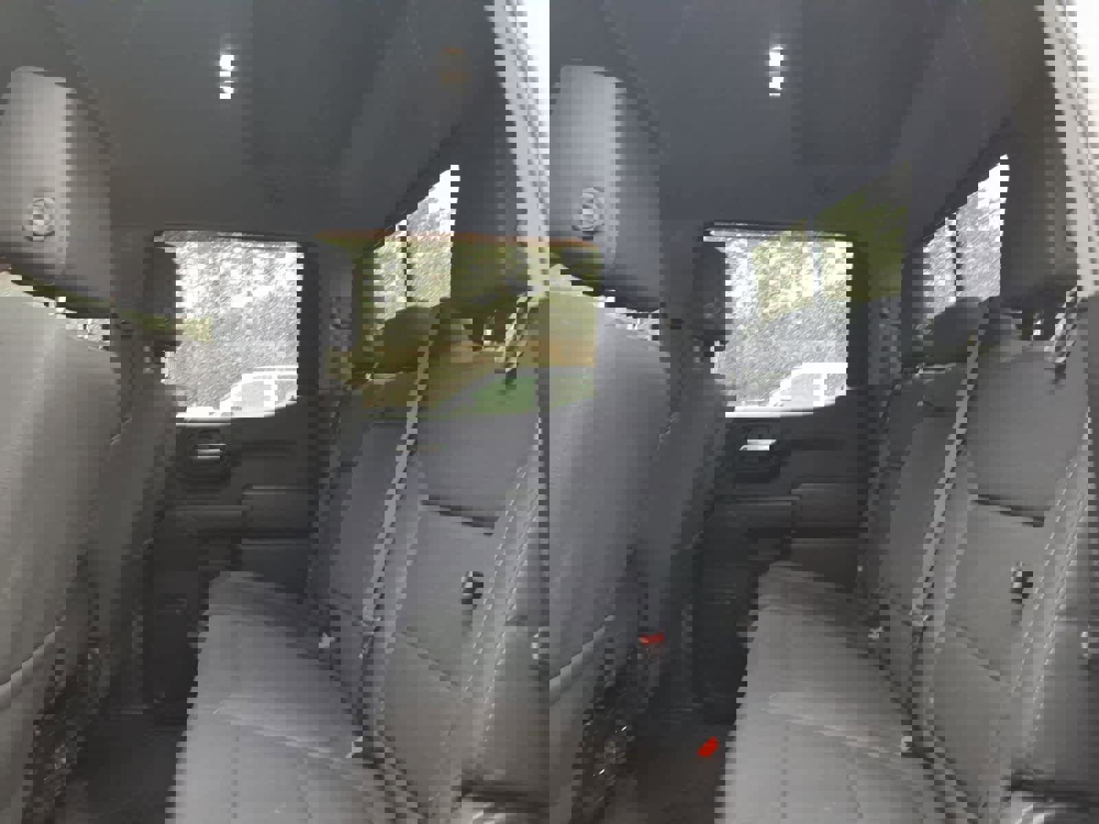 Used 2020 Chevrolet Silverado 1500 LT w/ All-Star Edition image 10