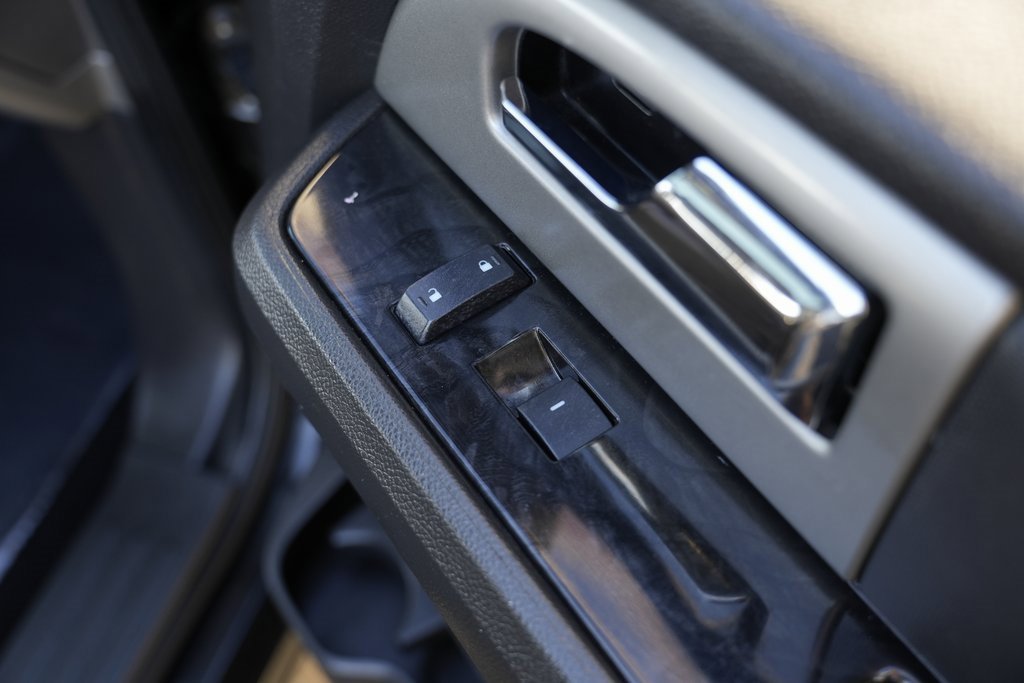 Used 2013 Ford Expedition EL Limited image 33