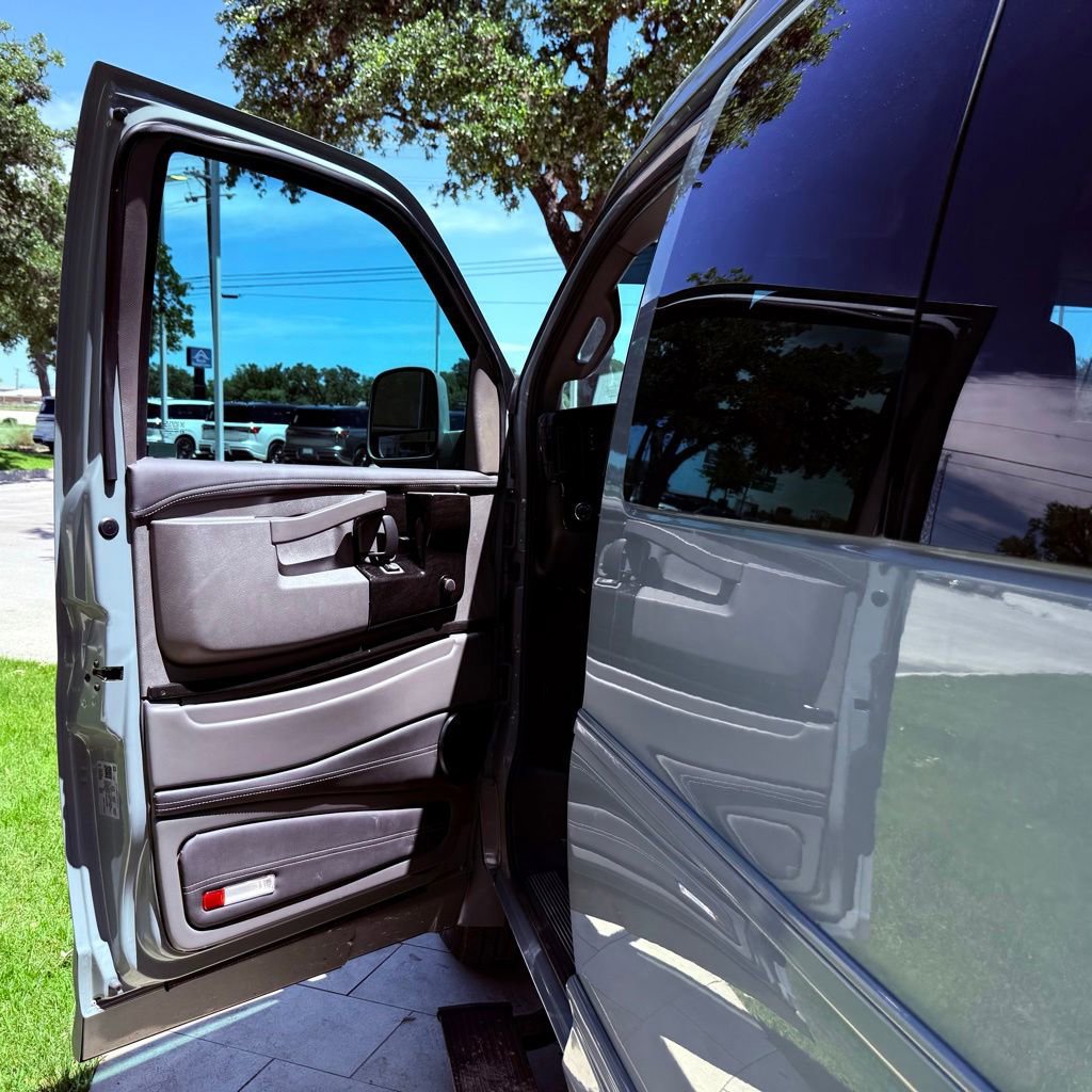 Used 2025 GMC Savana 2500 w/ Driver Convenience Package RWD image 18