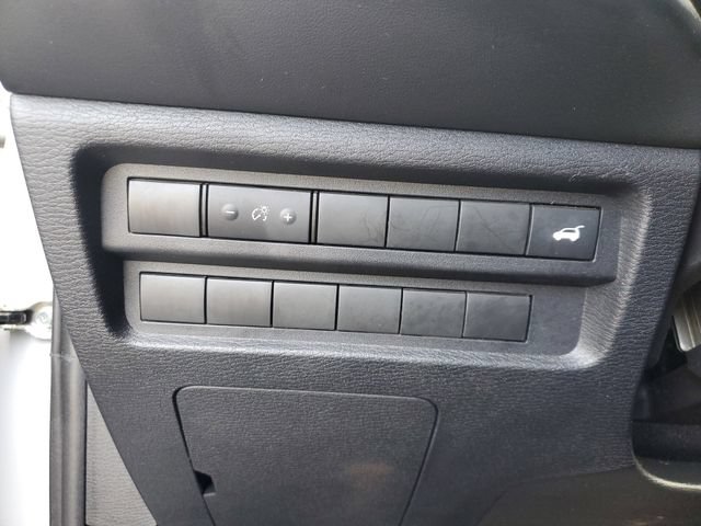Used 2024 Mitsubishi Outlander SE FWD image 28