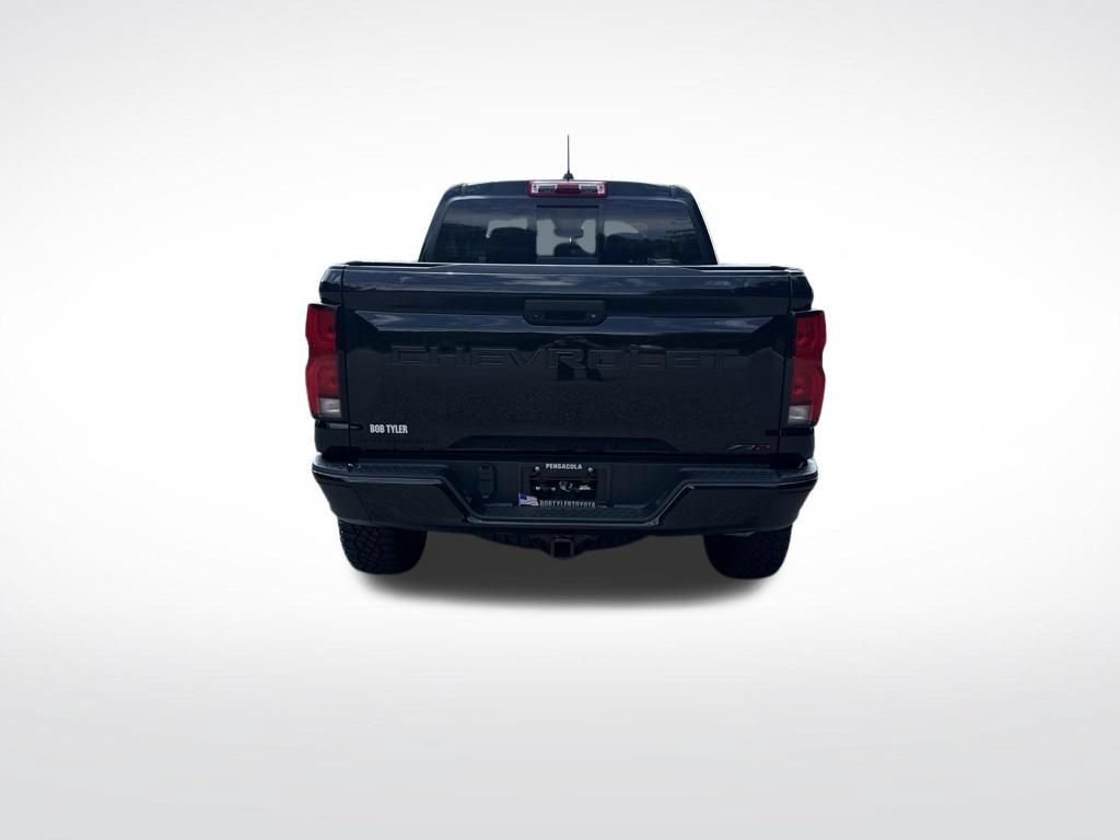 Used 2024 Chevrolet Colorado ZR2 AWD/4WD image 6