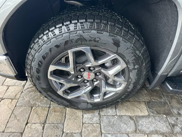 New 2026 GMC Sierra 1500 SLT w/ SLT Premium Package AWD/4WD image 8