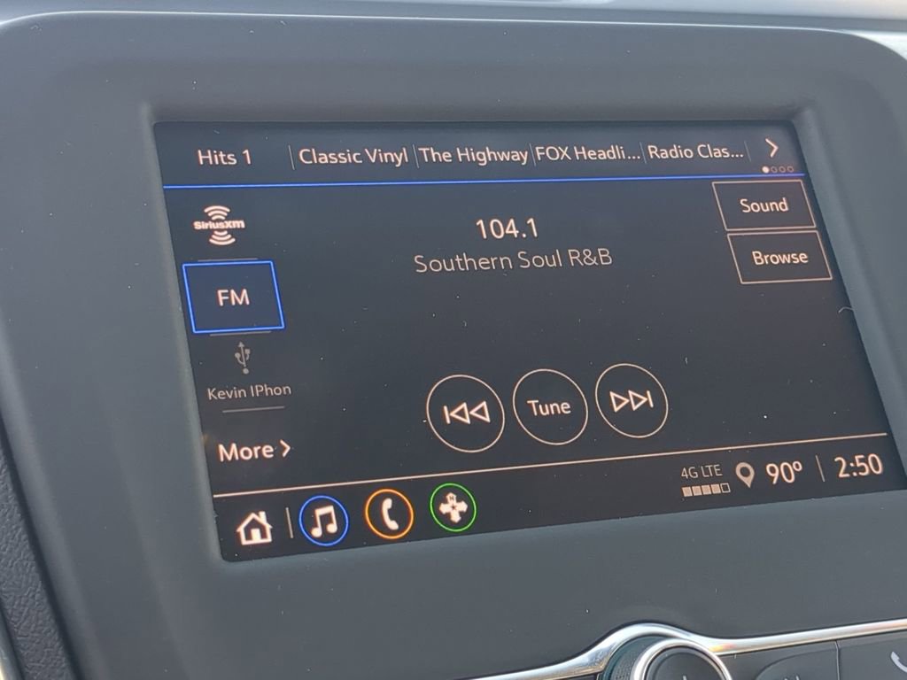 Used 2023 Chevrolet Equinox LS image 13