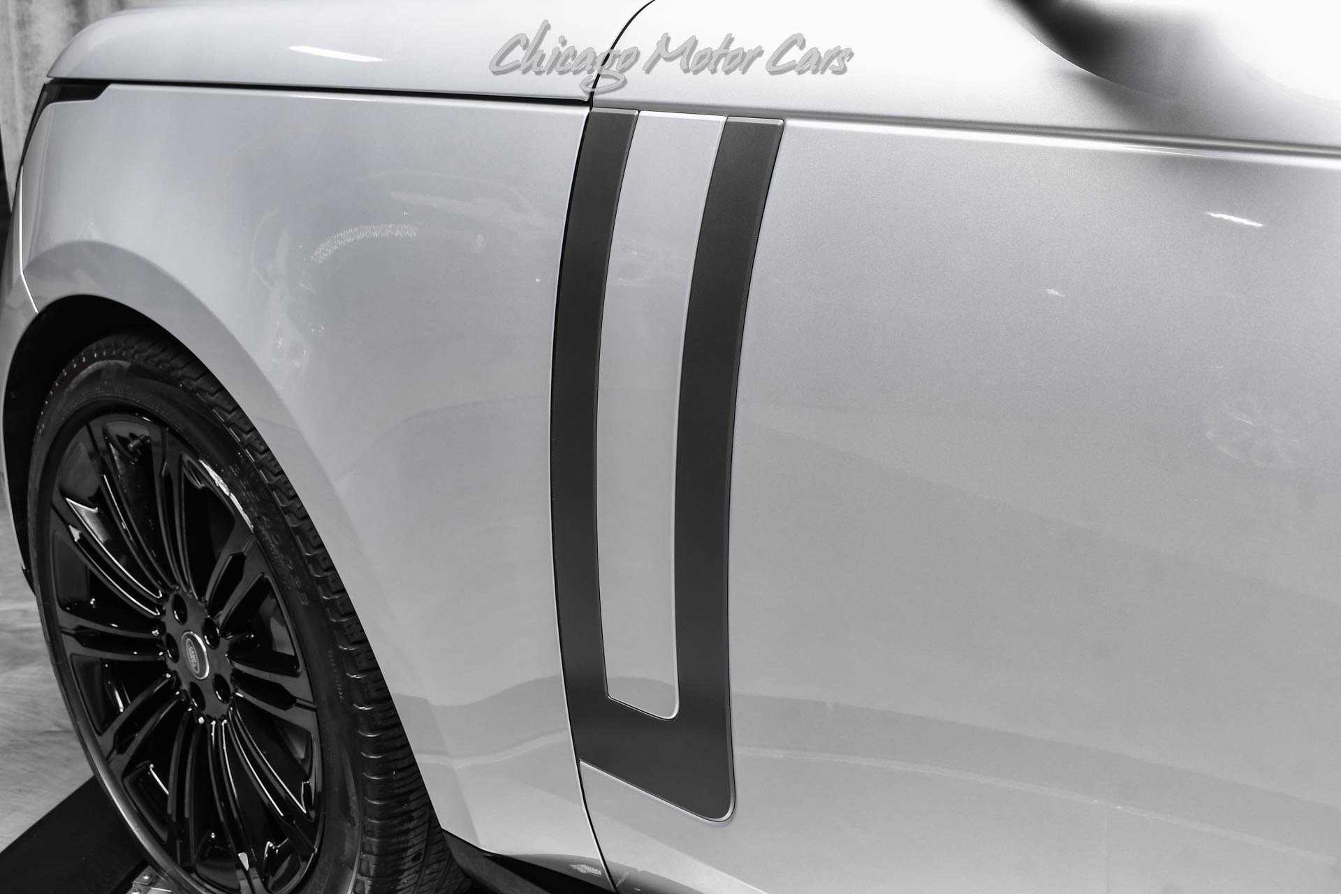 Used 2024 Land Rover Range Rover SE image 40