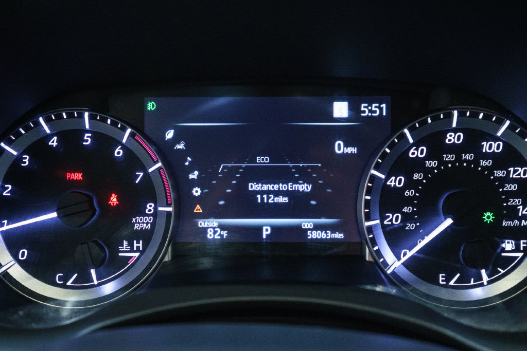 Used 2023 Toyota Highlander LE FWD image 14