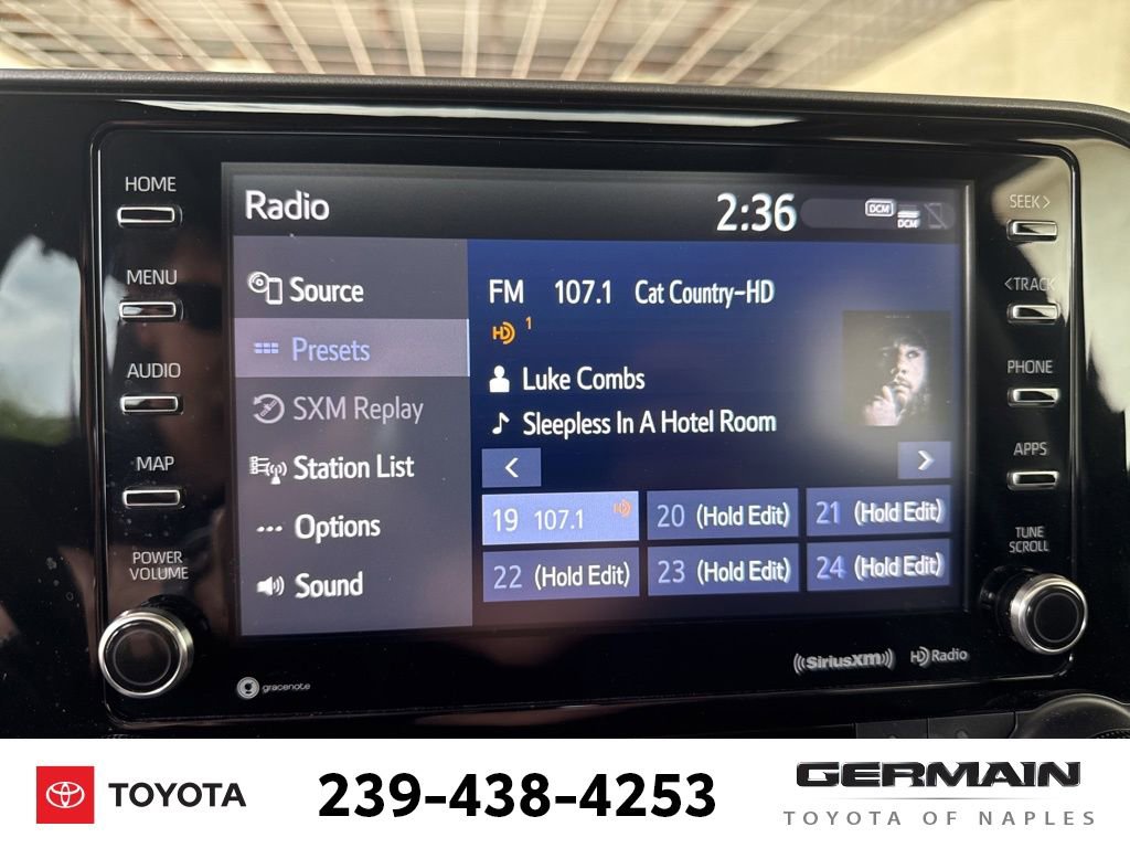 Used 2022 Toyota Highlander XLE image 21