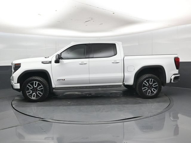 Used 2025 GMC Sierra 1500 AT4 w/ AT4 Premium Package AWD/4WD image 38