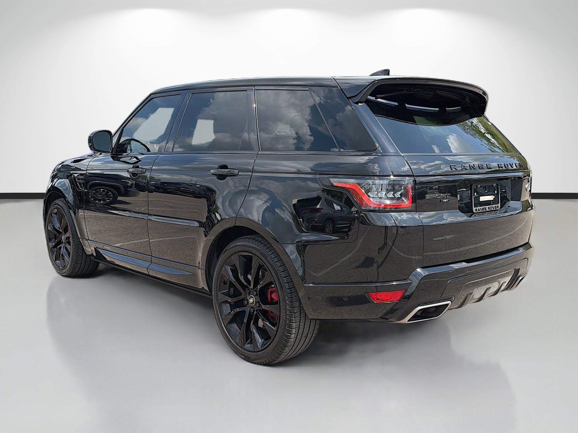 Used 2022 Land Rover Range Rover Sport HST image 5
