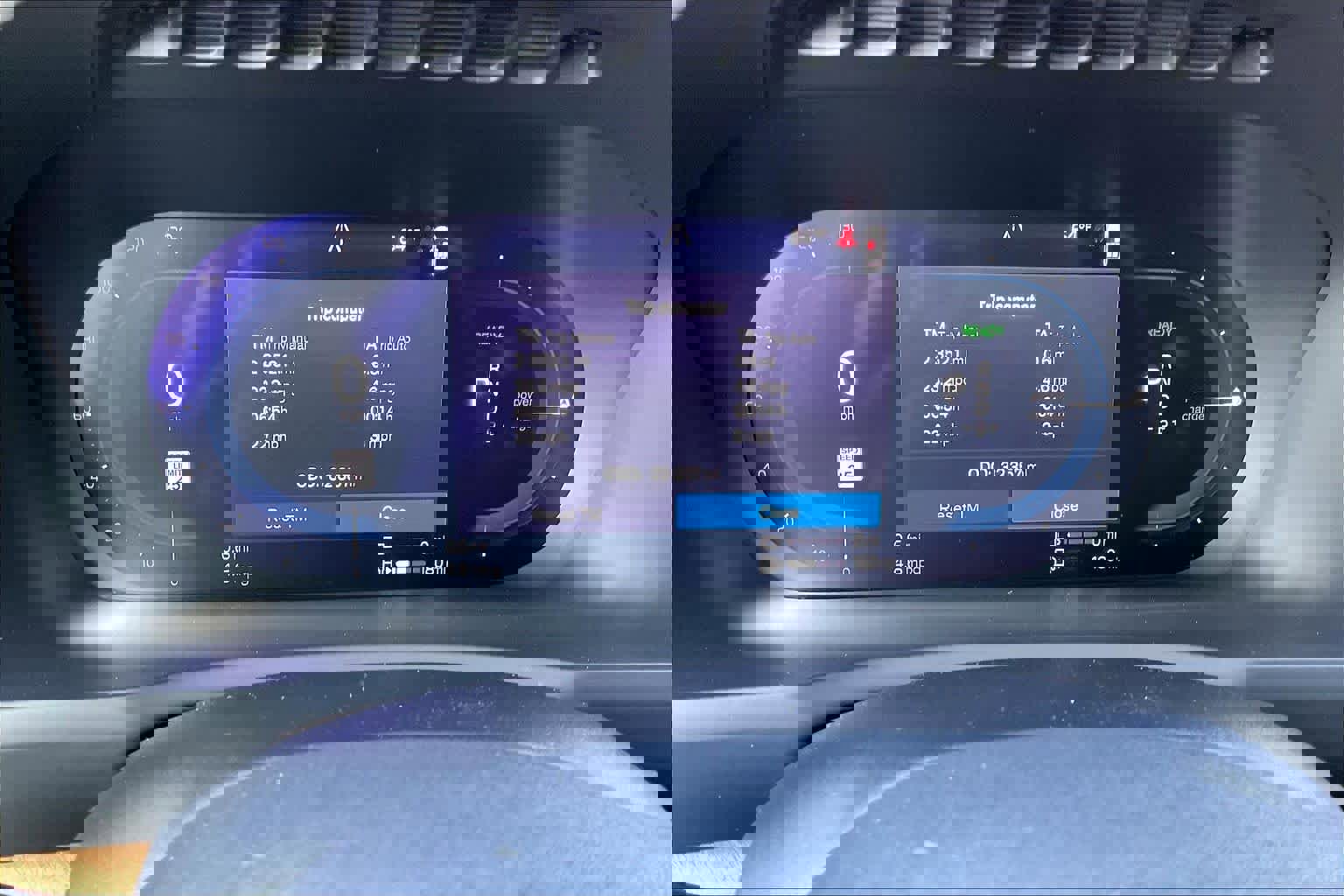 Used 2023 Volvo XC90 T8 Plus w/ Protection Package Premier image 23