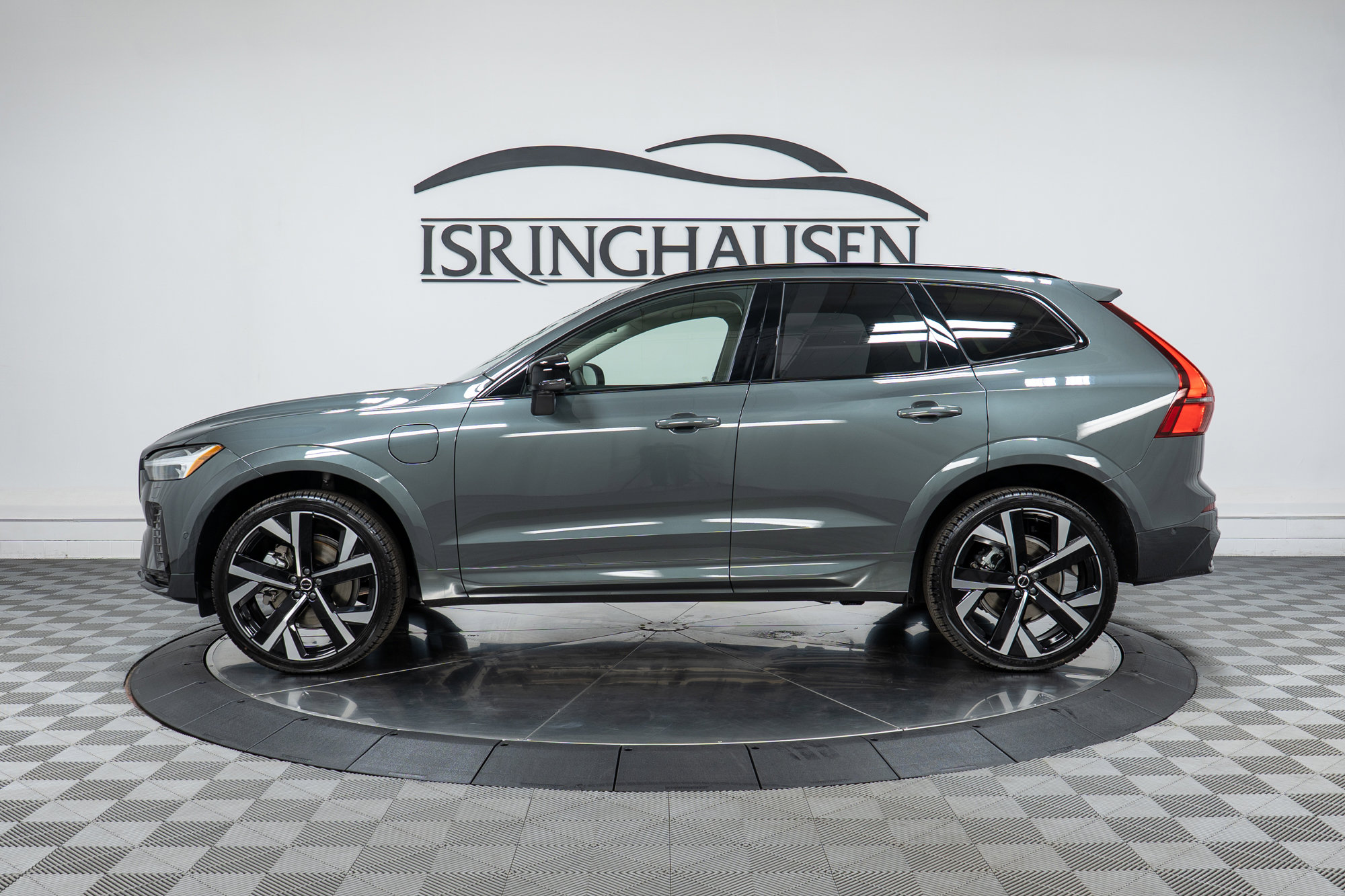 New 2026 Volvo XC60 T8 Ultra image 8