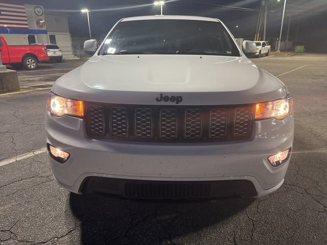 Used 2020 Jeep Grand Cherokee Altitude image 7