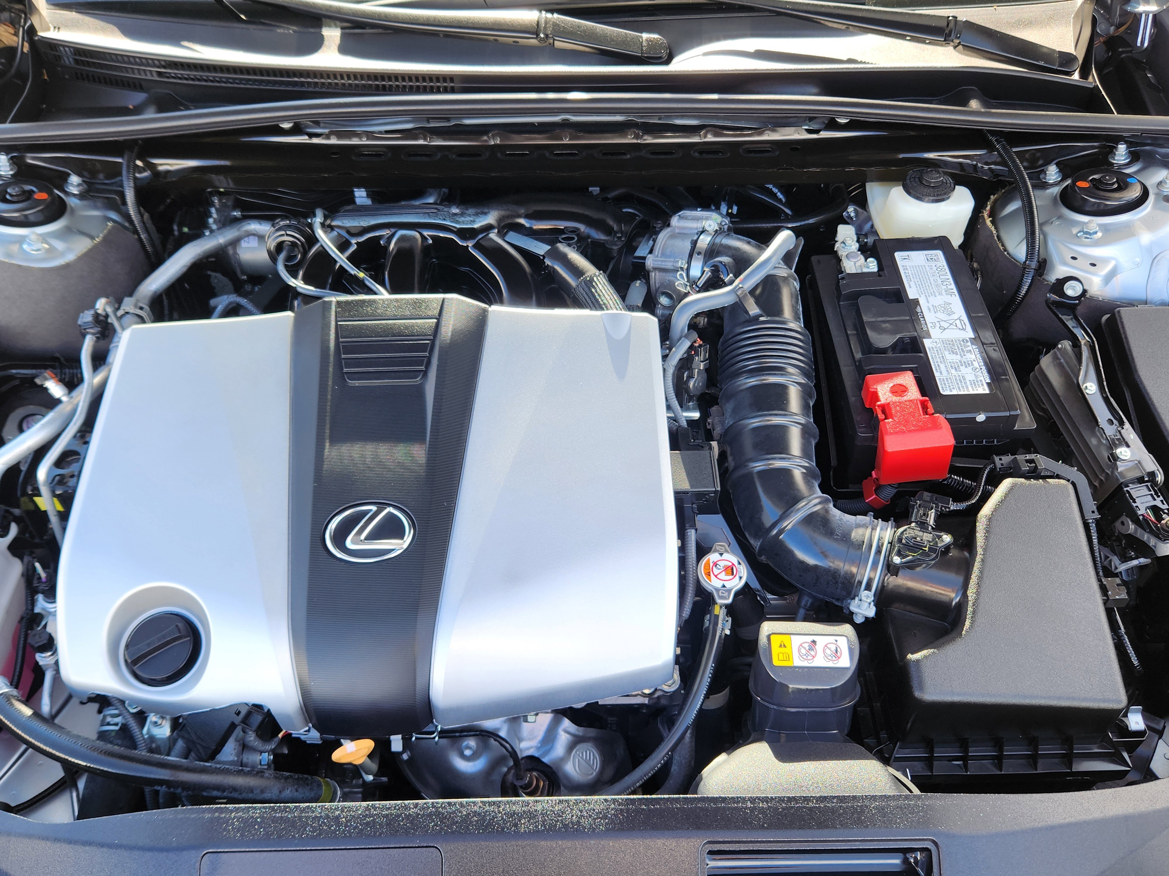 Used 2024 Lexus ES 350 Ultra Luxury w/ Accessory Package (Z2) image 23