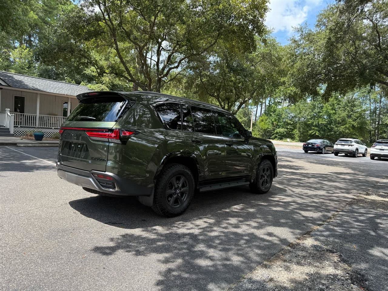 Used 2026 Lexus LX 700h Overtrail w/ Accessory Package (Z1) AWD/4WD image 5