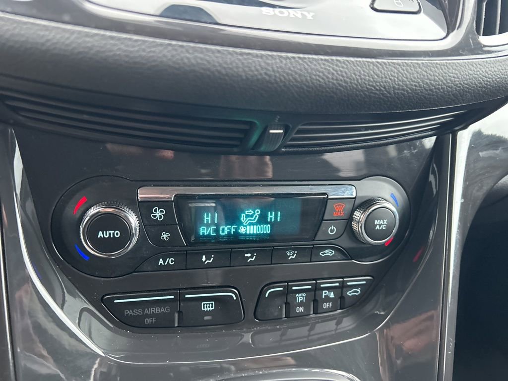 Used 2014 Ford Escape Titanium w/ Equipment Group 401A image 26