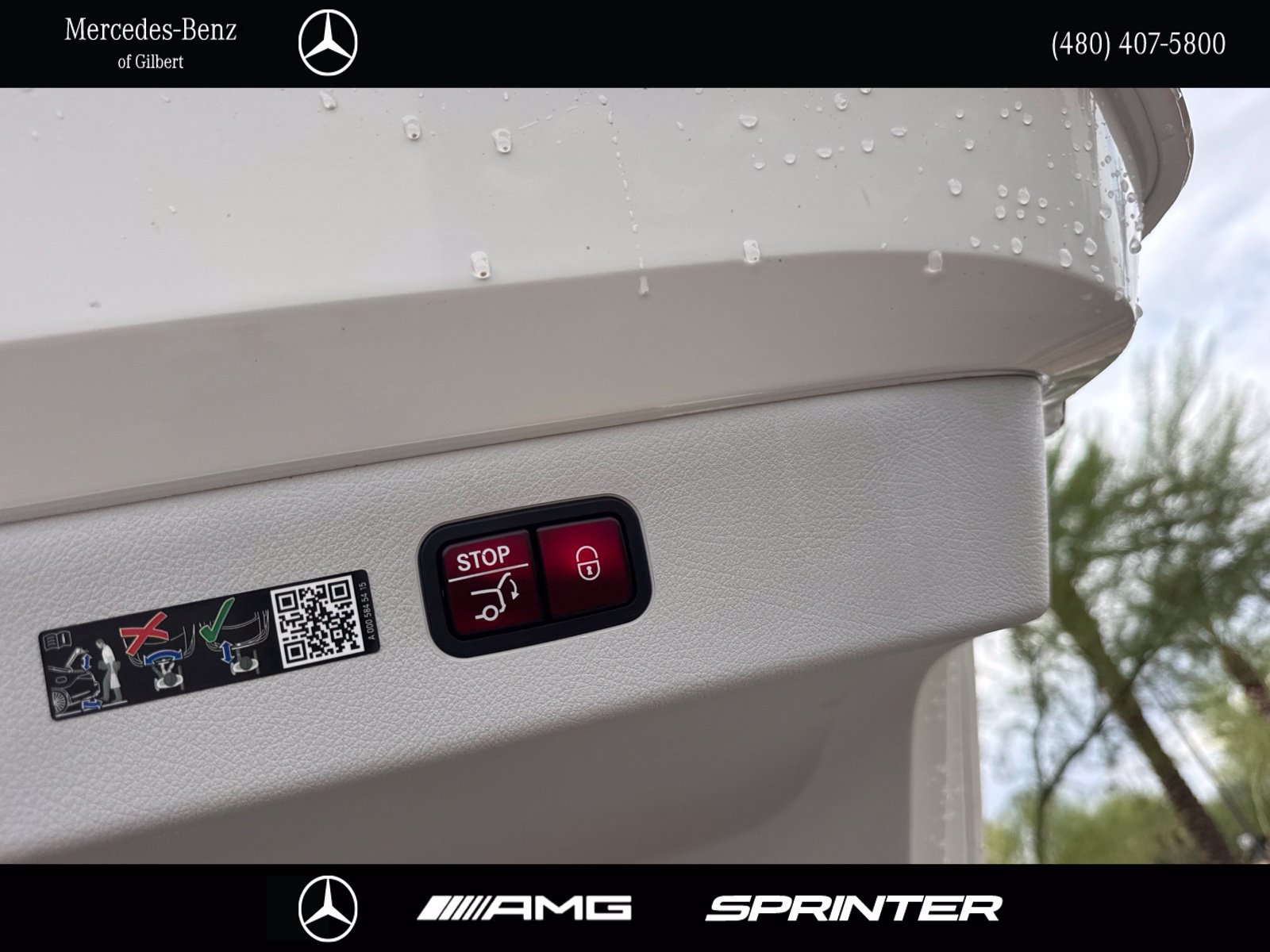 Certified 2022 Mercedes-Benz EQS 580 4MATIC Sedan image 9
