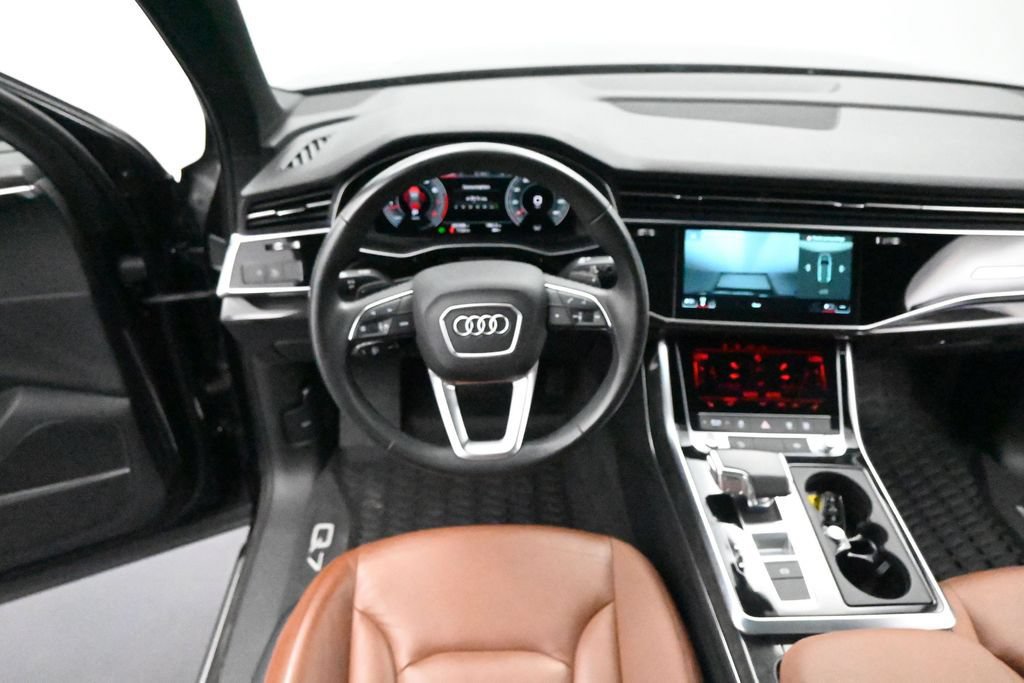 Used 2022 Audi Q7 3.0T Premium Plus w/ Premium Plus Package AWD/4WD image 20
