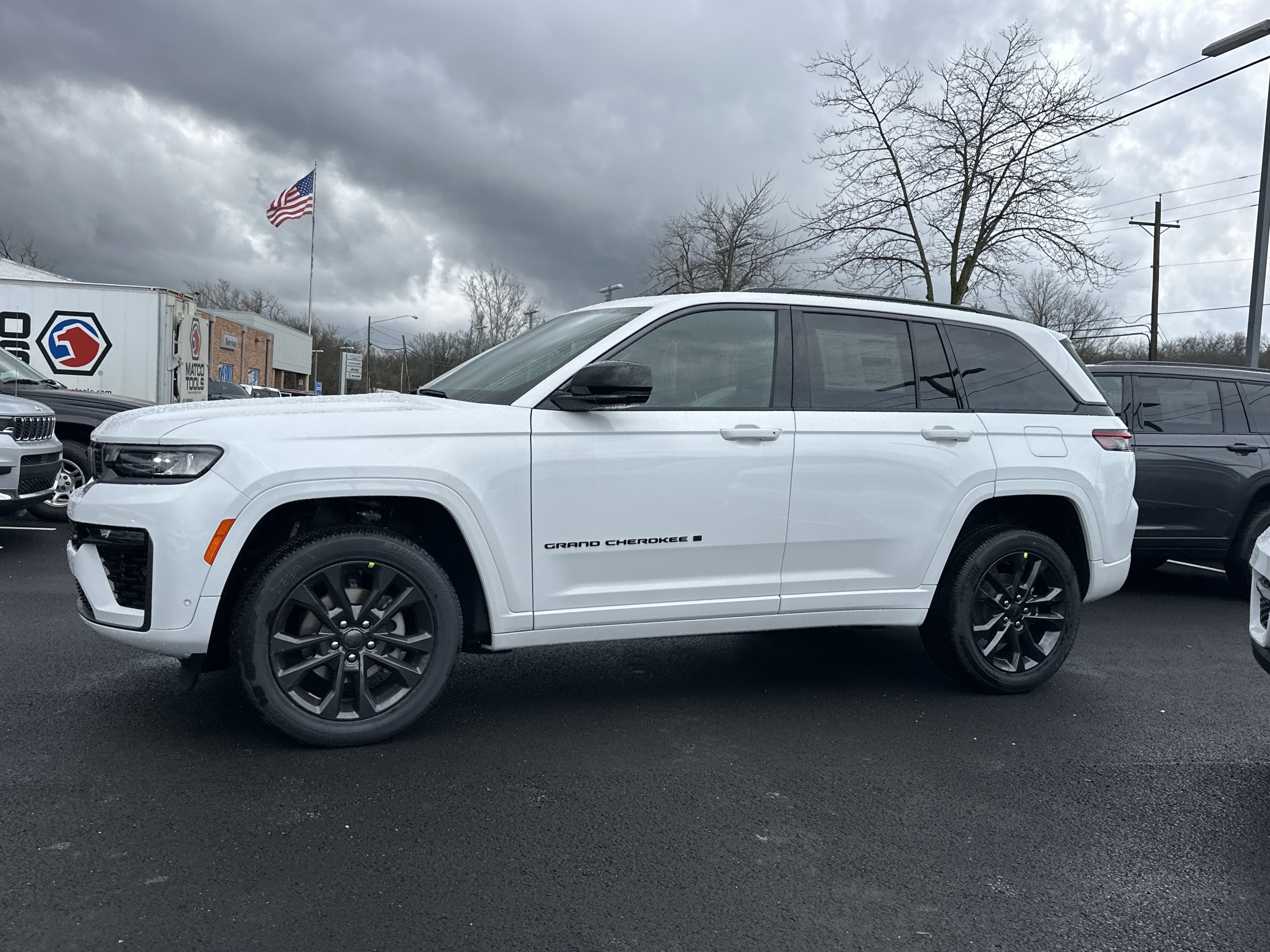 New 2026 Jeep Grand Cherokee Limited Reserve image 24