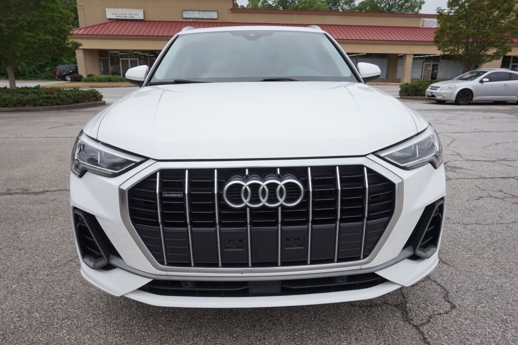 Used 2020 Audi Q3 2.0T Premium Plus w/ Premium Plus Package image 4
